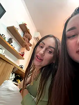 Snapshot of Fortune_888 chatting on 11-25-25, 08:31 Fortune 888 online show from 11-25-25, 08:31