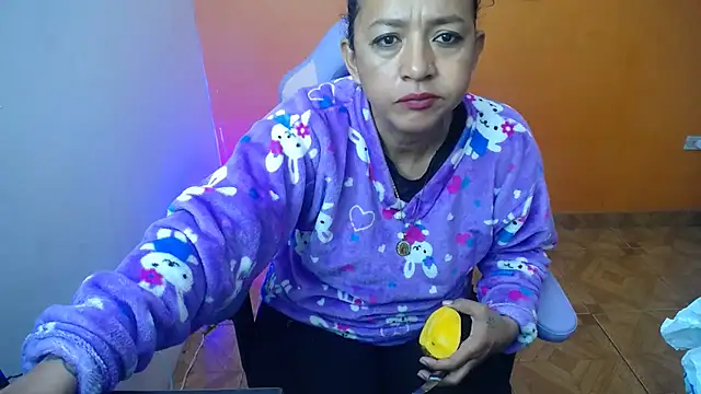 daleska ayala 1 online show from 01-19-25, 07:57