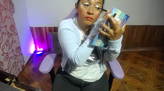 daleska ayala 1 online show from 03-19-25, 07:49