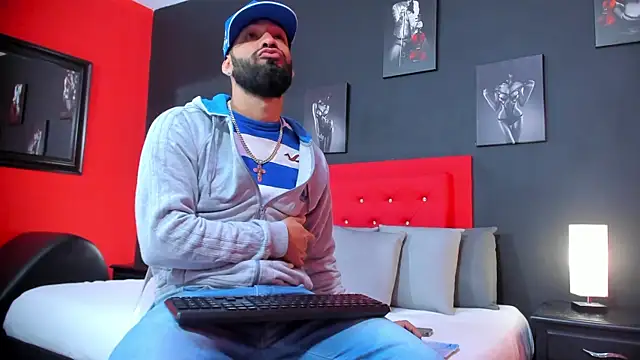 Thiagogomez online show from 09-12-25, 12:27