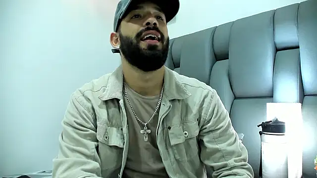 Thiagogomez online show from 03-07-26, 07:22