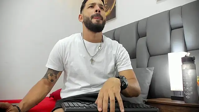 Thiagogomez online show from 03-16-26, 07:18