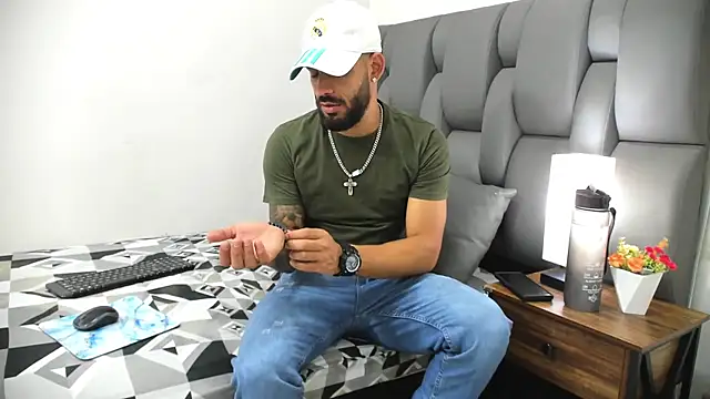 Thiagogomez online show from 03-19-26, 07:07