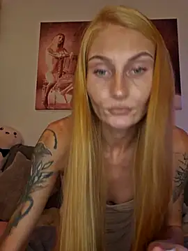 LessiaMia online show from 11-29-25, 03:26