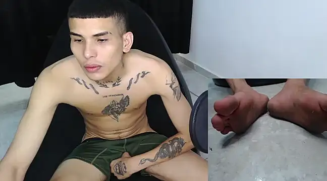 hot king20 online show from 02-10-25, 04:19