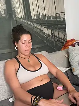 Bigbuttbrooklynn online show from 02-19-25, 06:44