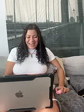 Bigbuttbrooklynn online show from 02-25-25, 09:46