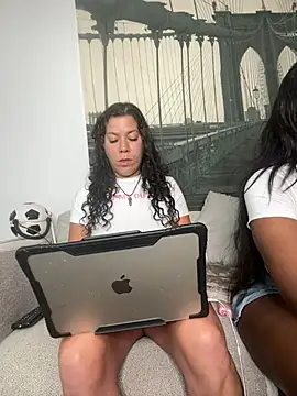 Snapshot of Bigbuttbrooklynn chatting on 02-26-25, 12:49 Bigbuttbrooklynn online show from 02-26-25, 12:49