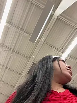 Snapshot of Bigbuttbrooklynn chatting on 03-06-25, 01:27 Bigbuttbrooklynn online show from 03-06-25, 01:27