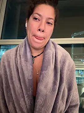 Snapshot of Bigbuttbrooklynn chatting on 09-28-25, 09:47 Bigbuttbrooklynn online show from 09-28-25, 09:47