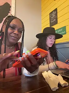 Bigbuttbrooklynn online show from 10-14-25, 06:31