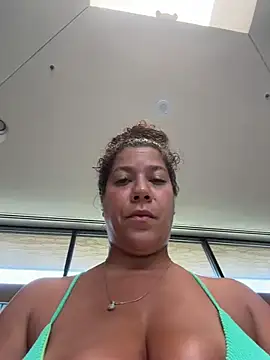 Snapshot of Bigbuttbrooklynn chatting on 06-05-26, 06:57 Bigbuttbrooklynn online show from 06-05-26, 06:57