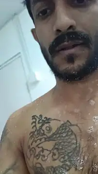 Snapshot of Antonio_shower_time chatting on 05-08-26, 01:27 Antonio shower time online show from 05-08-26, 01:27