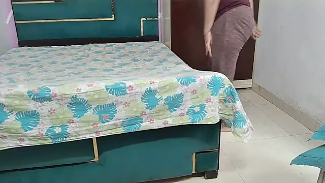 bhabhisexxy 880 online show from 10-17-25, 02:15