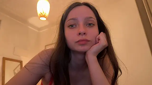Snapshot of _liatris_ chatting on 05-18-26, 10:37 liatris online show from 05-18-26, 10:37
