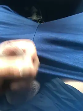 Snapshot of Lun4chuut chatting on 02-09-25, 03:56 Lun4chuut online show from 02-09-25, 03:56