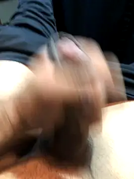 Snapshot of Lun4chuut chatting on 10-19-25, 07:14 Lun4chuut online show from 10-19-25, 07:14