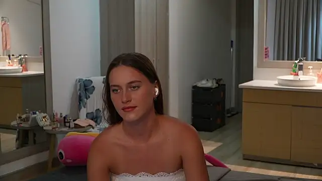 HarleyDeess online show from 07-06-26, 08:11