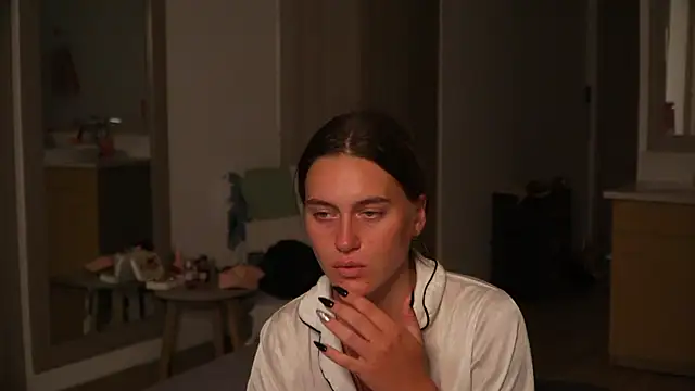 HarleyDeess online show from 07-10-26, 02:27