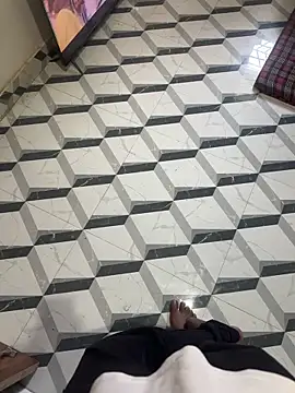 Snapshot of Monty_xxx chatting on 10-24-25, 05:59 Monty xxx online show from 10-24-25, 05:59