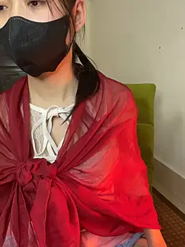 Snapshot of DA-EUN chatting on 01-17-25, 02:18 DA-EUN online show from 01-17-25, 02:18