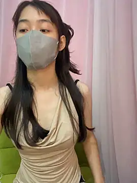 Snapshot of DA-EUN chatting on 09-25-25, 02:37 DA-EUN online show from 09-25-25, 02:37