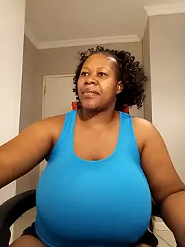 bustylisa1983 online show from 02-25-25, 11:41