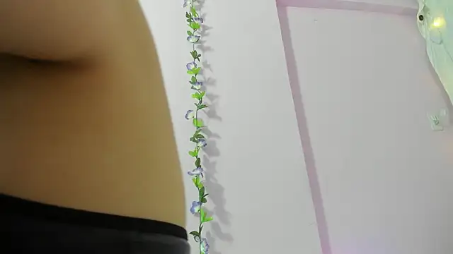 Samanta roberts1 online show from 01-23-25, 12:30