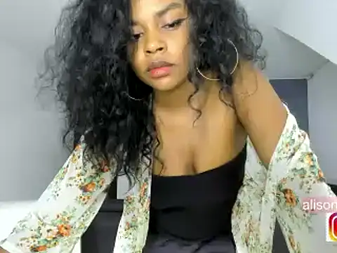 alison-ker3 online show from 12-04-24, 10:35