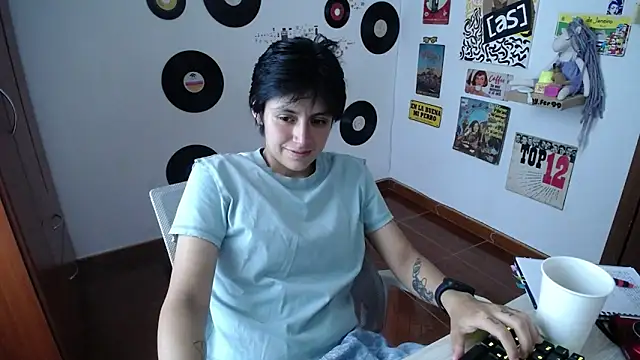 Snapshot of 9_Fernanda_9 chatting on 02-28-25, 09:12 9 Fernanda 9 online show from 02-28-25, 09:12