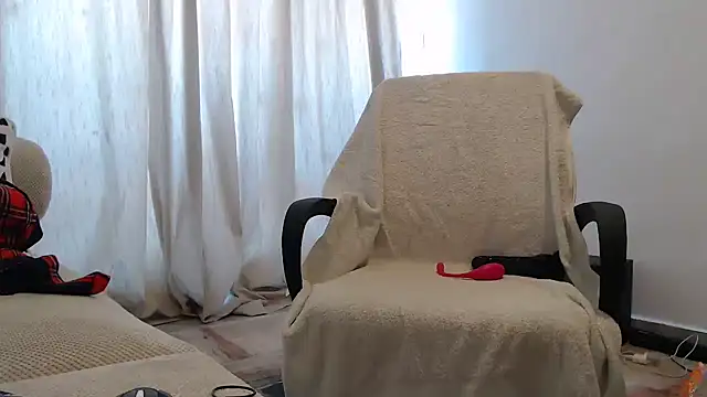 CurvyGlass online show from 01-08-26, 04:59