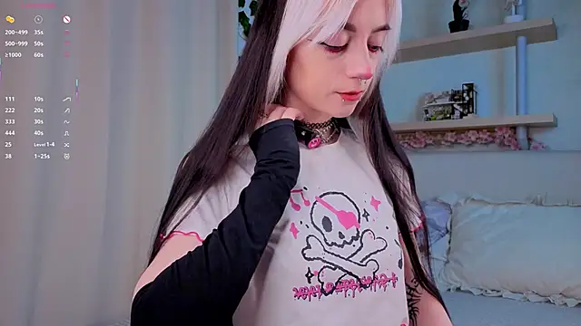 Snapshot of TristaRoht chatting on 11-08-25, 03:12 TristaRoht online show from 11-08-25, 03:12