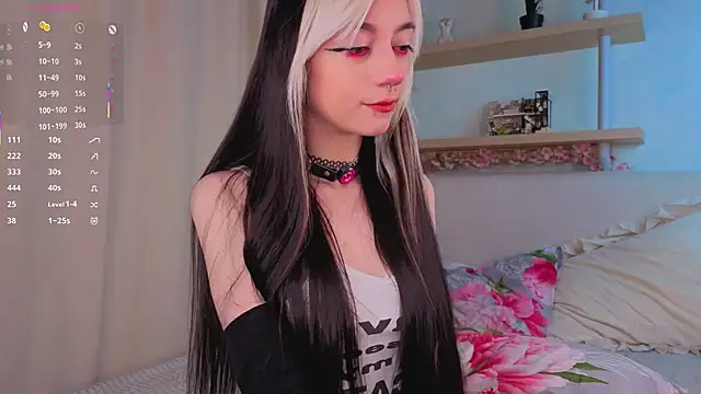 Snapshot of TristaRoht chatting on 11-10-25, 03:11 TristaRoht online show from 11-10-25, 03:11