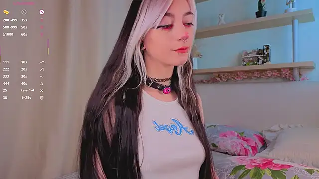 Snapshot of TristaRoht chatting on 11-15-25, 03:08 TristaRoht online show from 11-15-25, 03:08