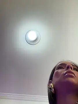 Snapshot of Mau_White chatting on 01-13-25, 06:05 Mau White online show from 01-13-25, 06:05