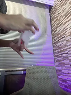 Snapshot of Mau_White chatting on 03-16-25, 01:49 Mau White online show from 03-16-25, 01:49