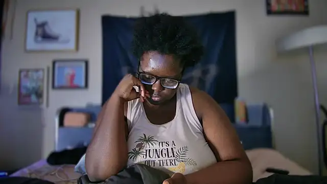 Snapshot of Yagurl__west chatting on 03-09-25, 05:33 Yagurl west online show from 03-09-25, 05:33