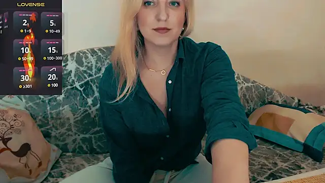 Snapshot of ElysonLang chatting on 03-14-25, 08:17 ElysonLang online show from 03-14-25, 08:17