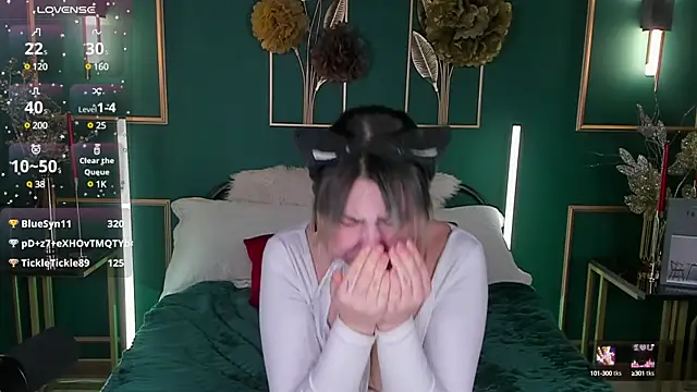 Snapshot of PennyMay chatting on 12-25-24, 03:29 PennyMay online show from 12-25-24, 03:29