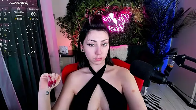 Snapshot of PennyMay chatting on 03-19-25, 04:47 PennyMay online show from 03-19-25, 04:47