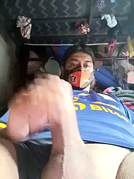 Snapshot of Rayito6969@xh chatting on 10-23-25, 03:44 Rayito6969xh online show from 10-23-25, 03:44