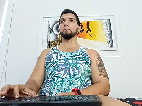 Snapshot of JULESLAKES chatting on 01-29-25, 12:35 JULESLAKES online show from 01-29-25, 12:35