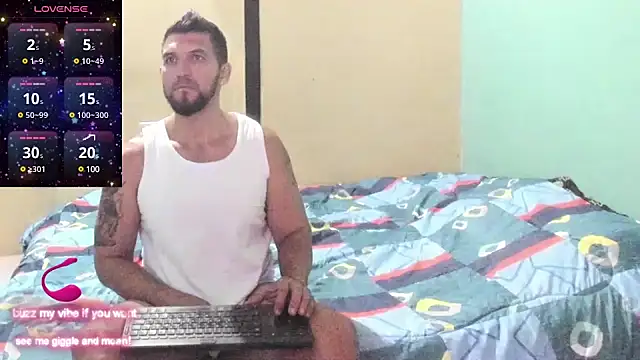 Snapshot of JULESLAKES chatting on 02-11-25, 02:24 JULESLAKES online show from 02-11-25, 02:24