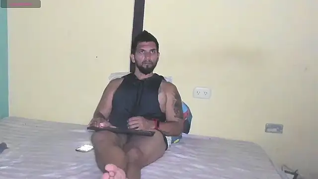 Snapshot of JULESLAKES chatting on 02-17-25, 10:36 JULESLAKES online show from 02-17-25, 10:36