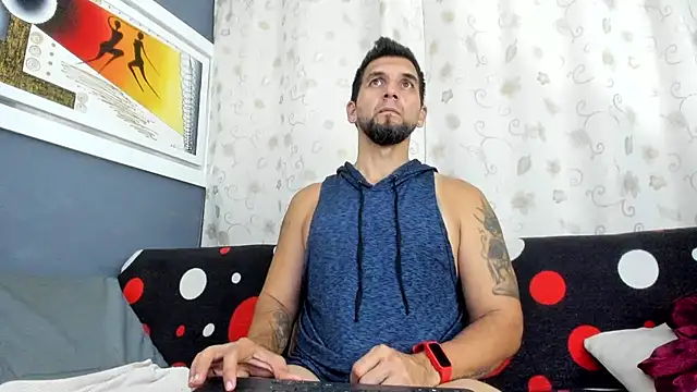 Snapshot of JULESLAKES chatting on 11-22-25, 07:13 JULESLAKES online show from 11-22-25, 07:13