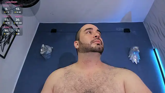 Snapshot of dantesatrianii chatting on 02-17-25, 01:25 dantesatrianii online show from 02-17-25, 01:25