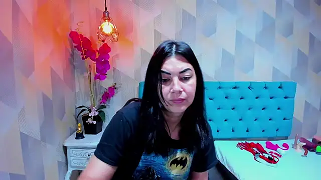 AdaFawxx online show from 02-21-26, 04:13