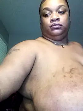 Snapshot of NaughtyHottieBBW chatting on 02-04-25, 10:45 NaughtyHottieBBW online show from 02-04-25, 10:45