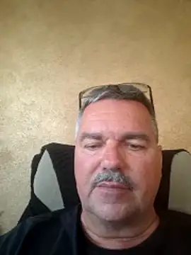 Snapshot of Tbone17 chatting on 04-25-26, 05:10 Tbone17 online show from 04-25-26, 05:10