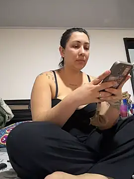 Snapshot of my-kitty chatting on 07-17-26, 10:58 my-kitty online show from 07-17-26, 10:58